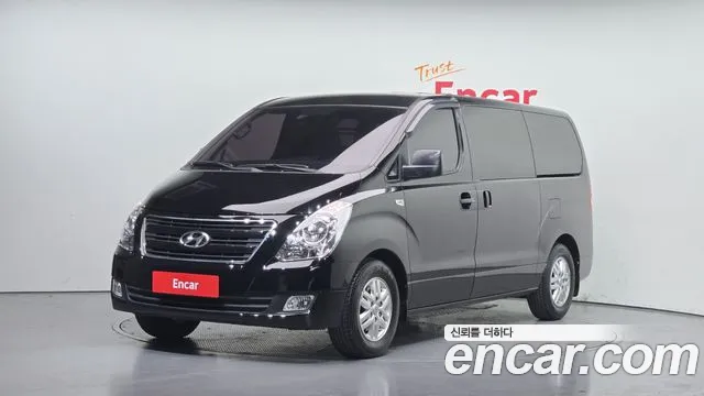 Hyundai Starex 2018 — фото 1