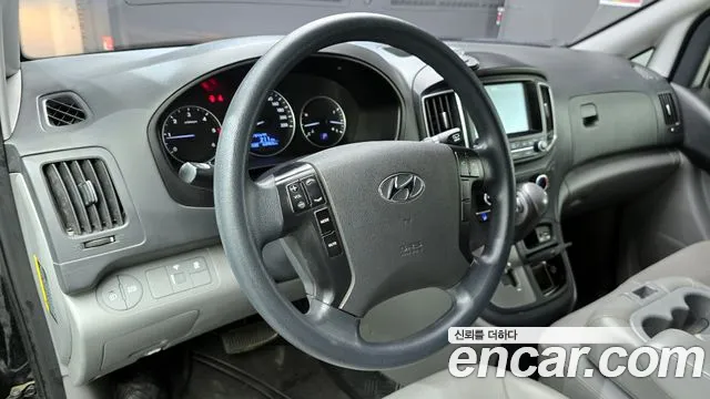 Hyundai Starex 2018 — фото 13