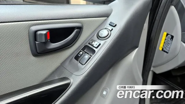 Hyundai Starex 2018 — фото 14