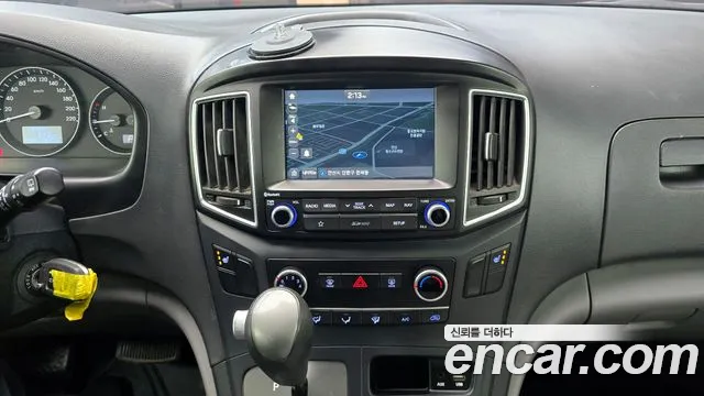 Hyundai Starex 2018 — фото 19
