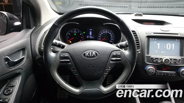 Kia K3 2015 — фото 19
