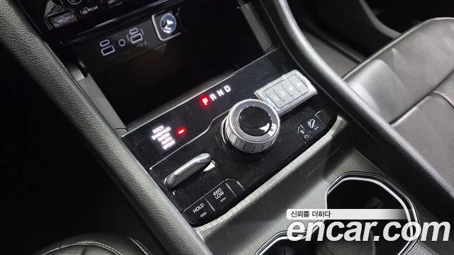Jeep Cherokee 2023 — фото 12