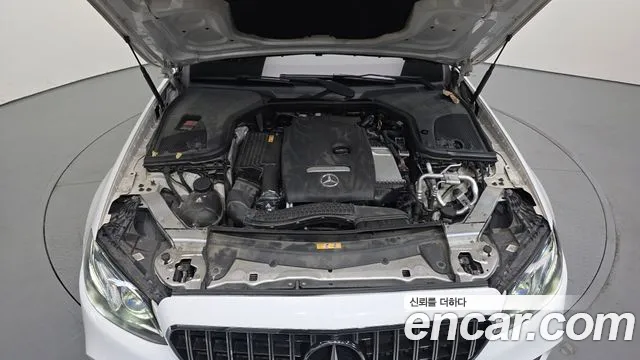 Mercedes-Benz E-Class 2017 — фото 6
