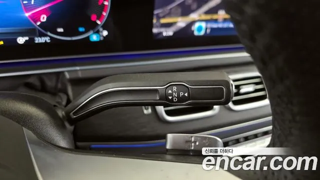 Mercedes-Benz GLE-Class 2025 — фото 12