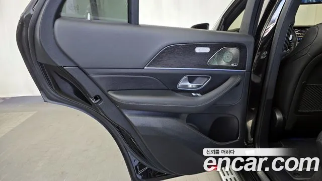 Mercedes-Benz GLE-Class 2025 — фото 15