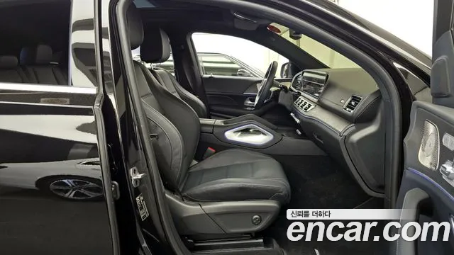 Mercedes-Benz GLE-Class 2025 — фото 16