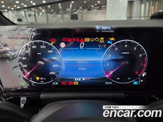 Mercedes-Benz GLA-Class 2024 — фото 11