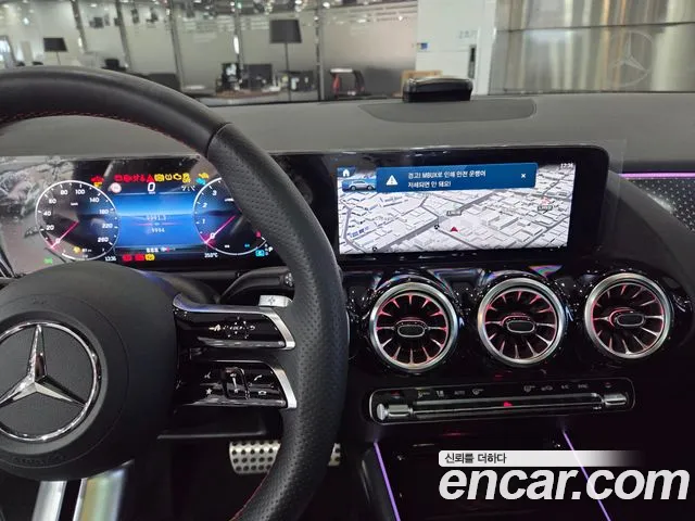 Mercedes-Benz GLA-Class 2024 — фото 12