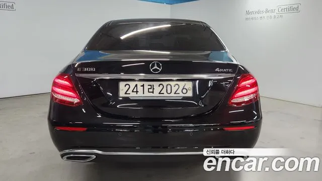 Mercedes-Benz E-Class 2020 — фото 4