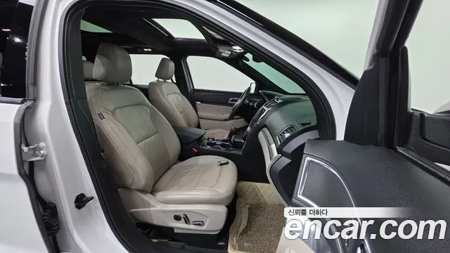 Ford Explorer 2018 — фото 10