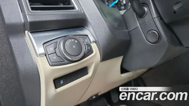 Ford Explorer 2018 — фото 14