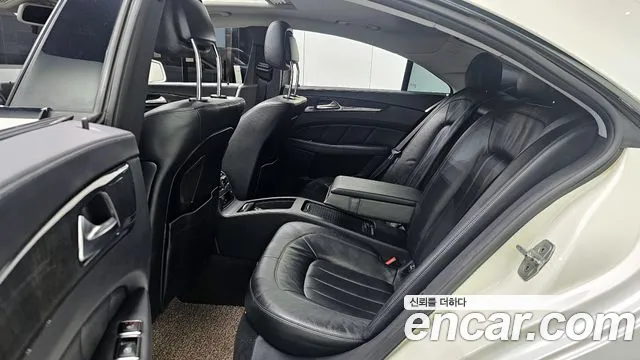 Mercedes-Benz CLS-Class 2012 — фото 12