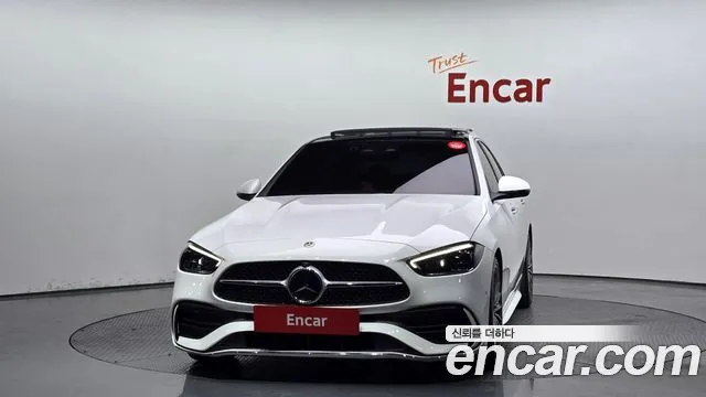 Mercedes-Benz C-Class 2023 — фото 3