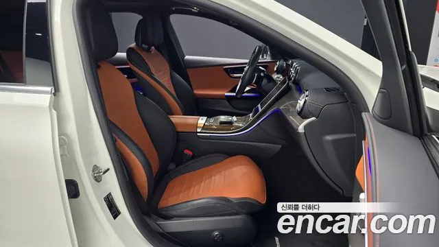 Mercedes-Benz C-Class 2023 — фото 13