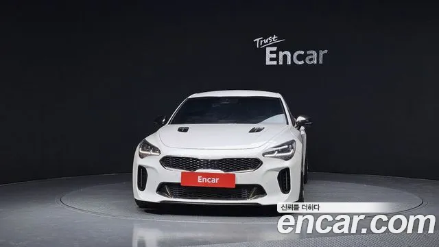 Kia Stinger 2022 — фото 3