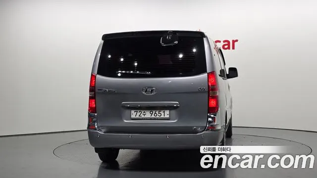 Hyundai Starex 2013 — фото 4