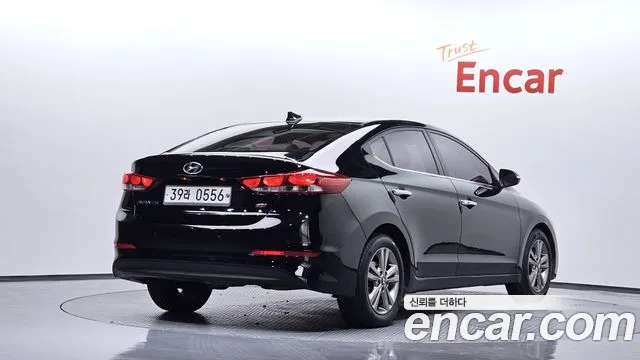 Hyundai AVANTE 2016 — фото 2