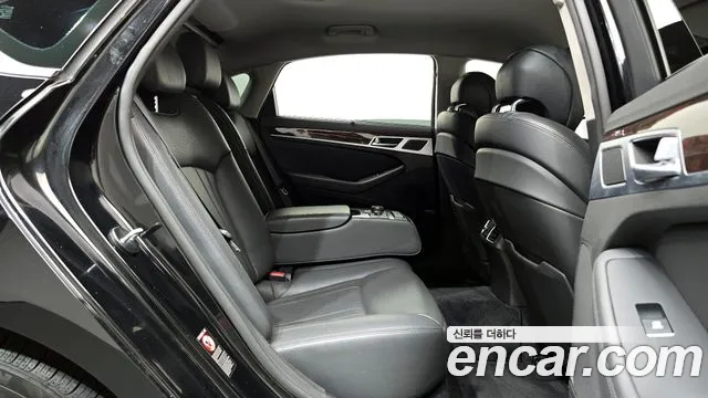 Hyundai Genesis 2016 — фото 11