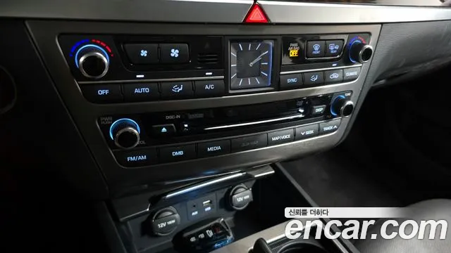 Hyundai Genesis 2016 — фото 16