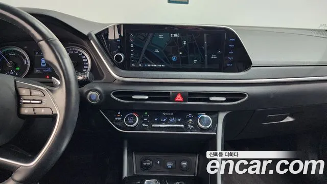 Hyundai Sonata 2020 — фото 12