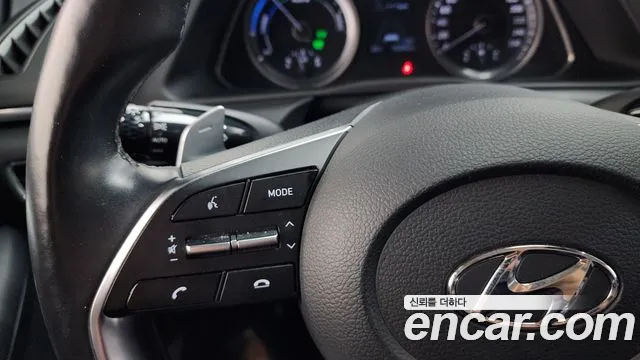 Hyundai Sonata 2020 — фото 17