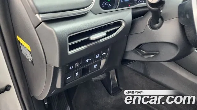 Hyundai Sonata 2020 — фото 20