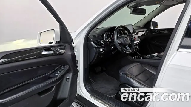 Mercedes-Benz GLE-Class 2016 — фото 10