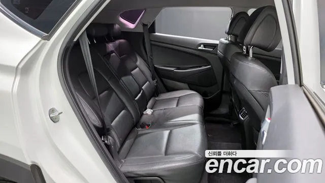 Hyundai Tucson 2017 — фото 17