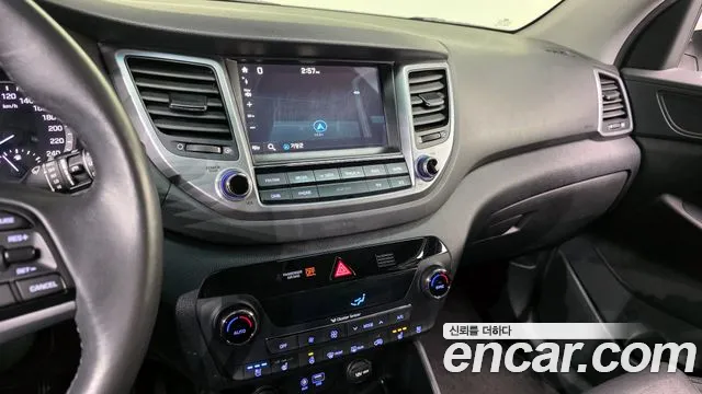 Hyundai Tucson 2017 — фото 20