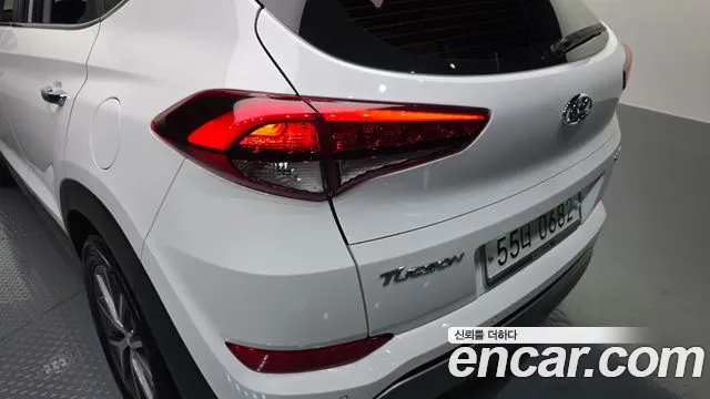 Hyundai Tucson 2017 — фото 9