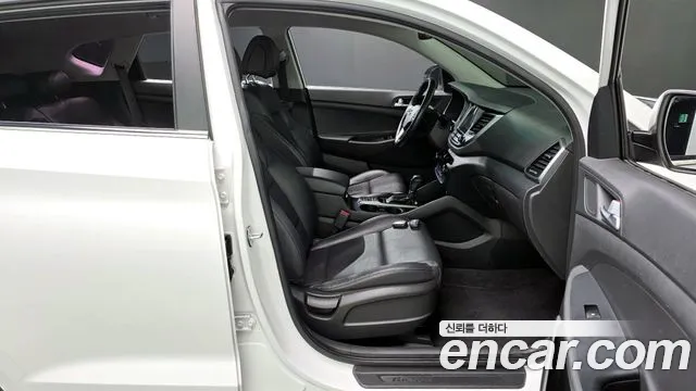 Hyundai Tucson 2017 — фото 16
