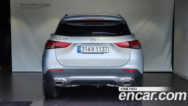 Mercedes-Benz GLA-Class 2021 — фото 4