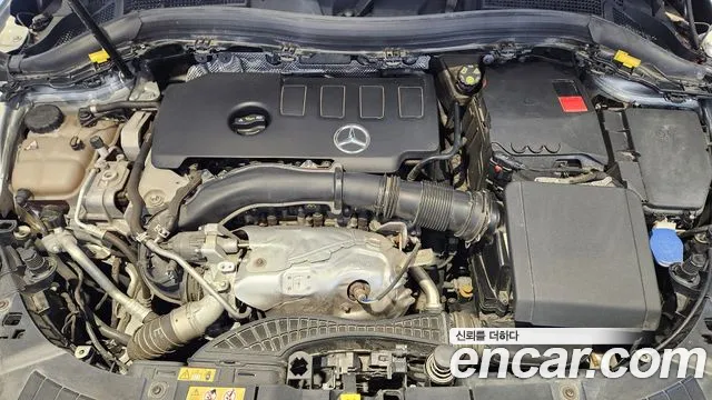 Mercedes-Benz GLA-Class 2021 — фото 6