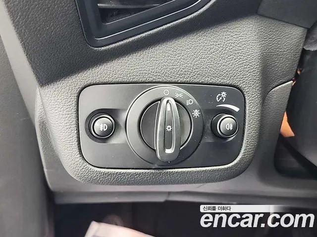 Ford Kuga 2016 — фото 19