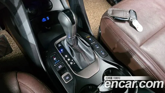 Hyundai Maxcruz 2017 — фото 12