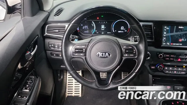 Kia Niro 2021 — фото 19