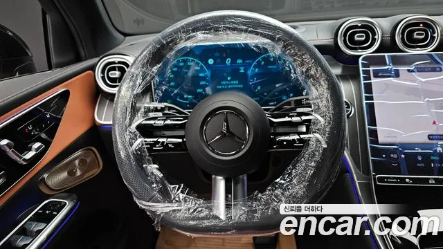 Mercedes-Benz GLC-Class 2026 — фото 19