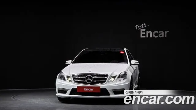 Mercedes-Benz E-Class 2013 — фото 3