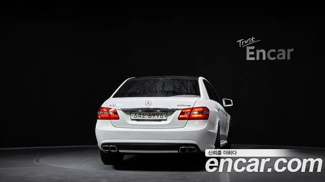 Mercedes-Benz E-Class 2013 — фото 4