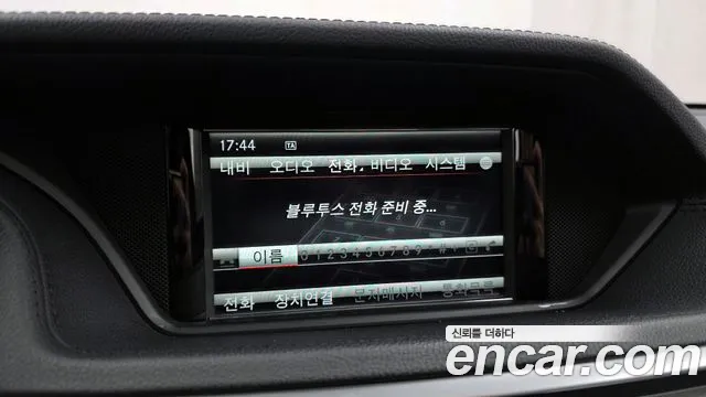 Mercedes-Benz E-Class 2013 — фото 16