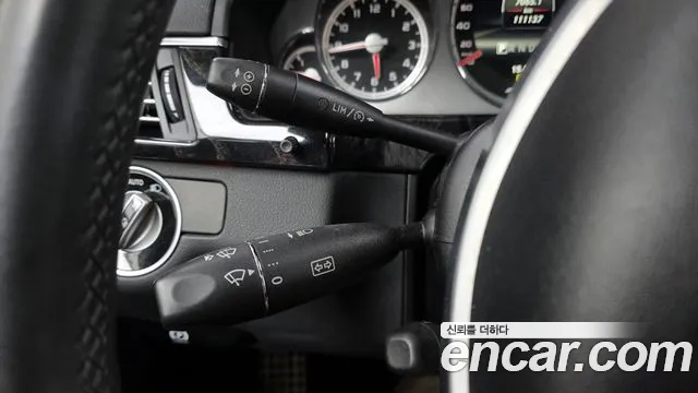 Mercedes-Benz E-Class 2013 — фото 18