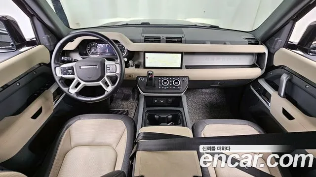 Land Rover Defender 2023 — фото 10
