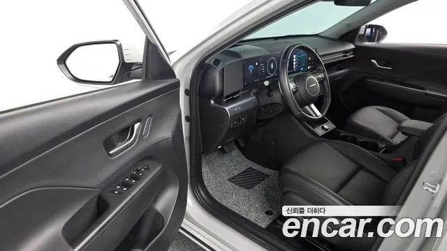 Hyundai Kona 2025 — фото 13