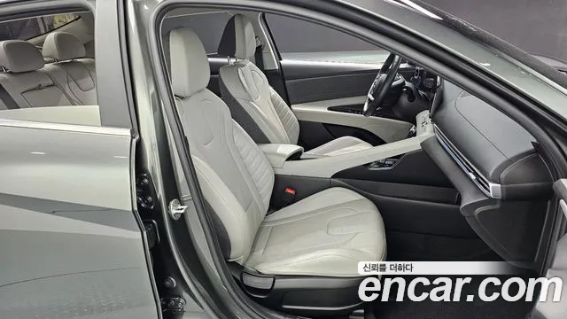 Hyundai AVANTE 2021 — фото 10