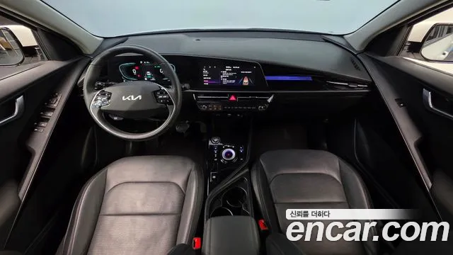 Kia Niro 2024 — фото 14