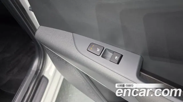 Kia Niro 2024 — фото 18