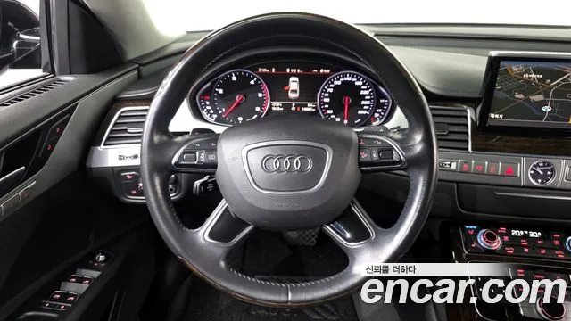 Audi A8 2015 — фото 13