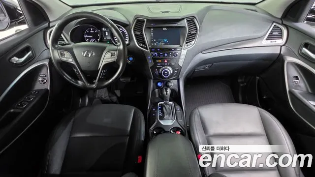 Hyundai Santafe 2016 — фото 10