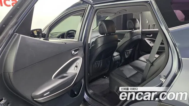 Hyundai Santafe 2016 — фото 16