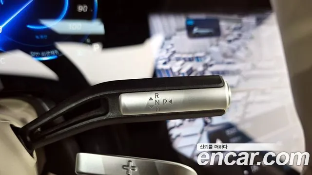 Mercedes-Benz EQS 2023 — фото 11